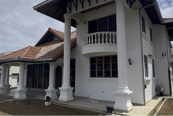 Bangsar | Guarded Bungalow photo 2