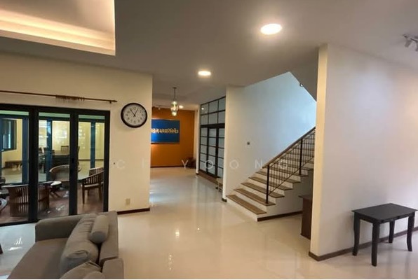 Titiwangsa | 3-Storey Bungalow photo 8